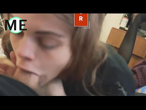 ❤️ Πούτσος στο λαιμό της, σκισμένο καλσόν και σκισμένα τακούνια ❤ στο el.javarchive.top ❤